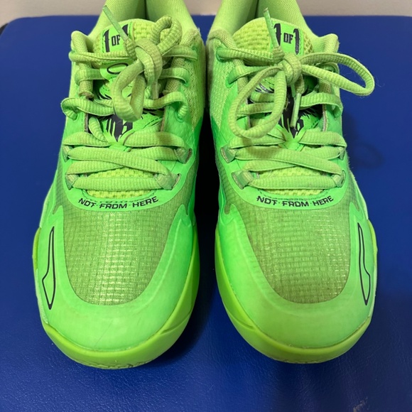PUMA Lamelo Ball M.E.L.O. MB.01 Lo Volt Green Size 6.5 - Picture 5 of 11